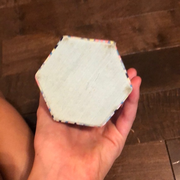 Ivivva bedroom set - Picture 14 of 16